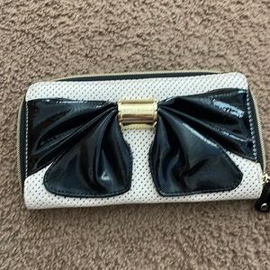 Betsey Johnson black bow wallet